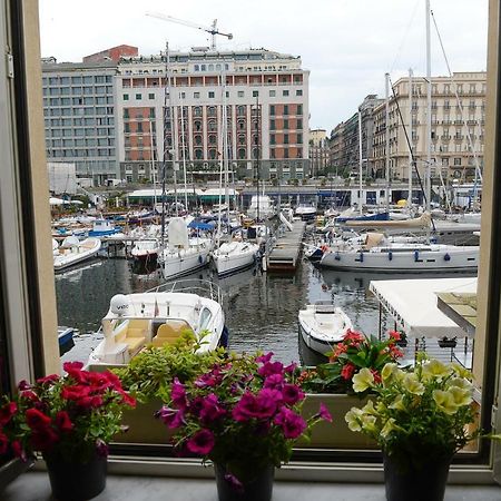 Casa Del Porto Al Borgo Marinari Villa Naples Exterior photo