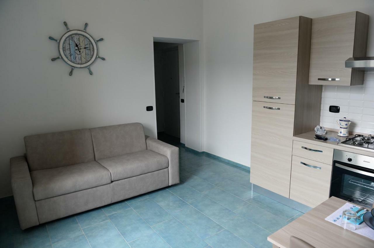 Casa Del Porto Al Borgo Marinari Villa Naples Exterior photo